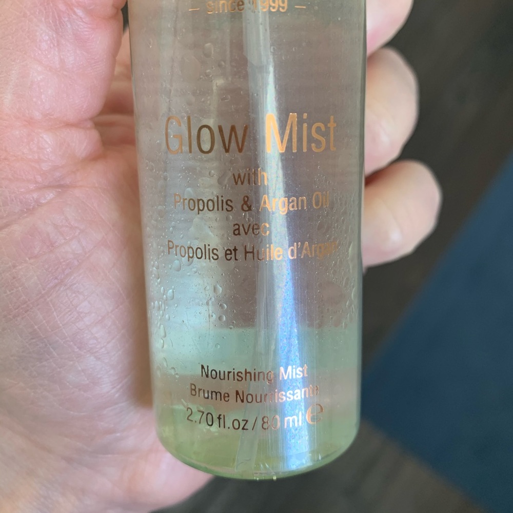 Pixi Glow Mist - Picture 3 of 3